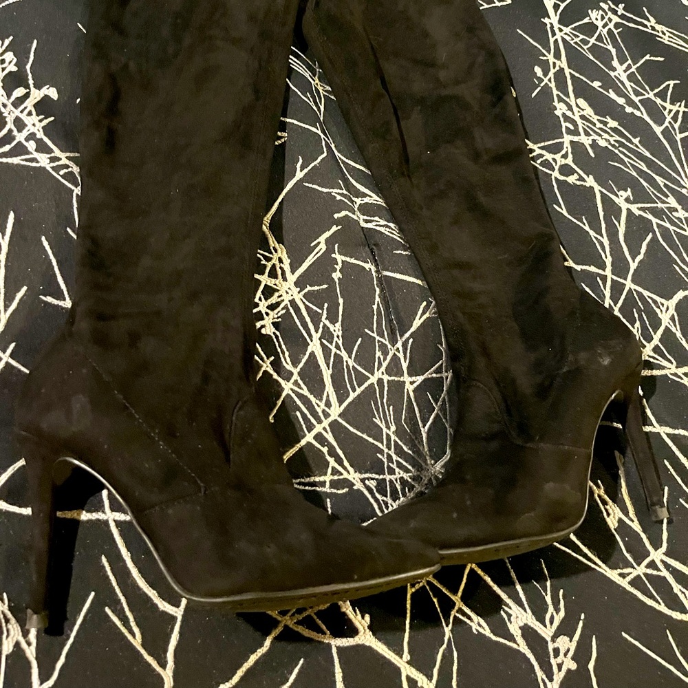 Tall Black Boots Fall/Spring